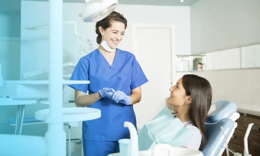 insegnare agli adolescenti a verificare le fonti di salute dentale