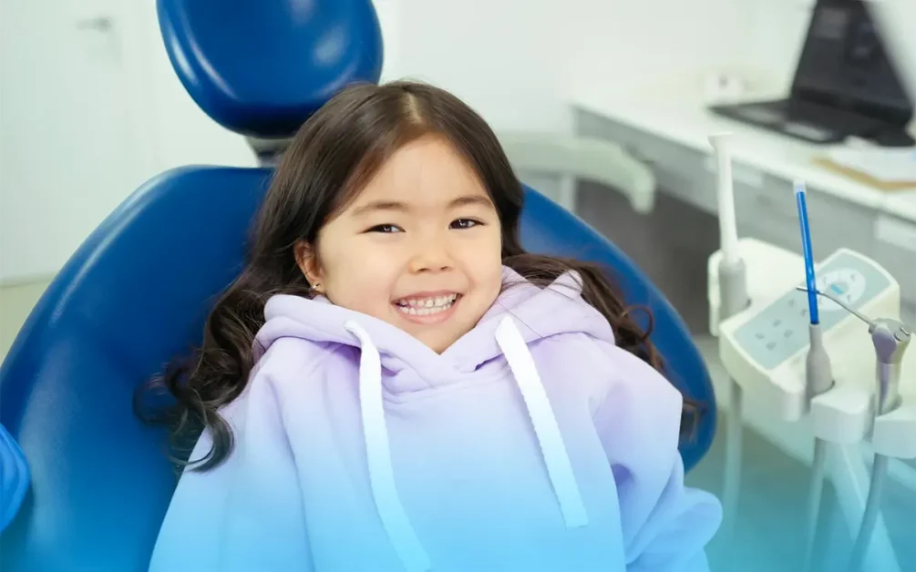 preparare un bambino per la sua prima visita dal dentista