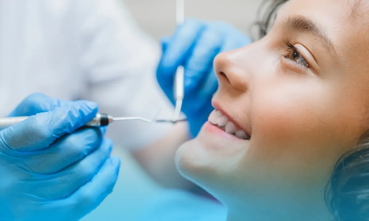 trattamento per adolescenti con denti sensibili