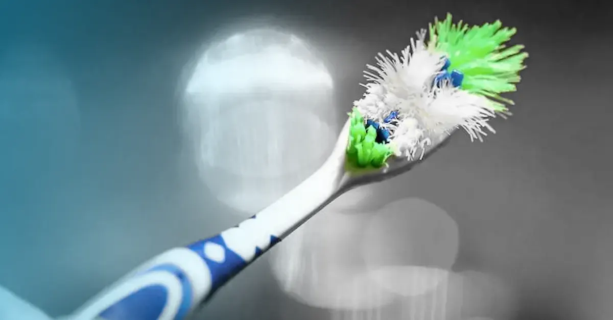 Quando cambiare lo spazzolino da denti?